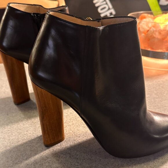 Brand New Authentic YSL Boots - Picture 2 of 4